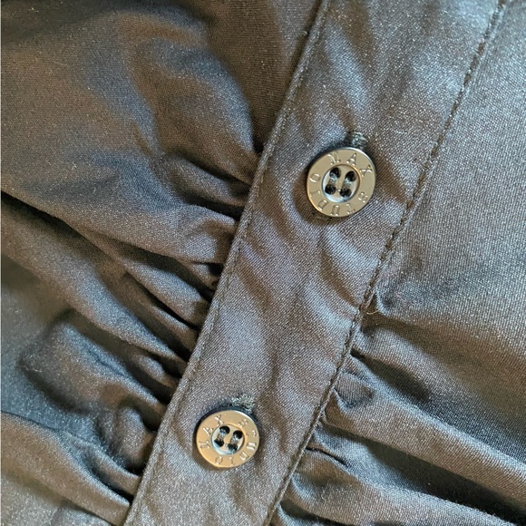 🖤 Pretty Black Embroidered Button-Down - Picture 6 of 14